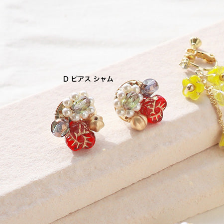 Recipe No.KR0754 4 types of Czech flower motif ear accessories