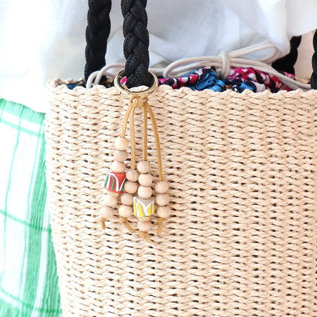 Recipe No.KR0836 2 types of African trade bead keychains
