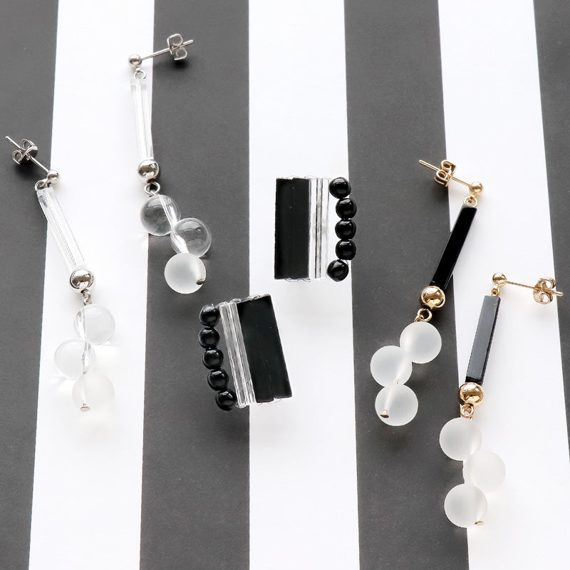 Recipe No.kr0859 German acrylic monochrome ear accessories
