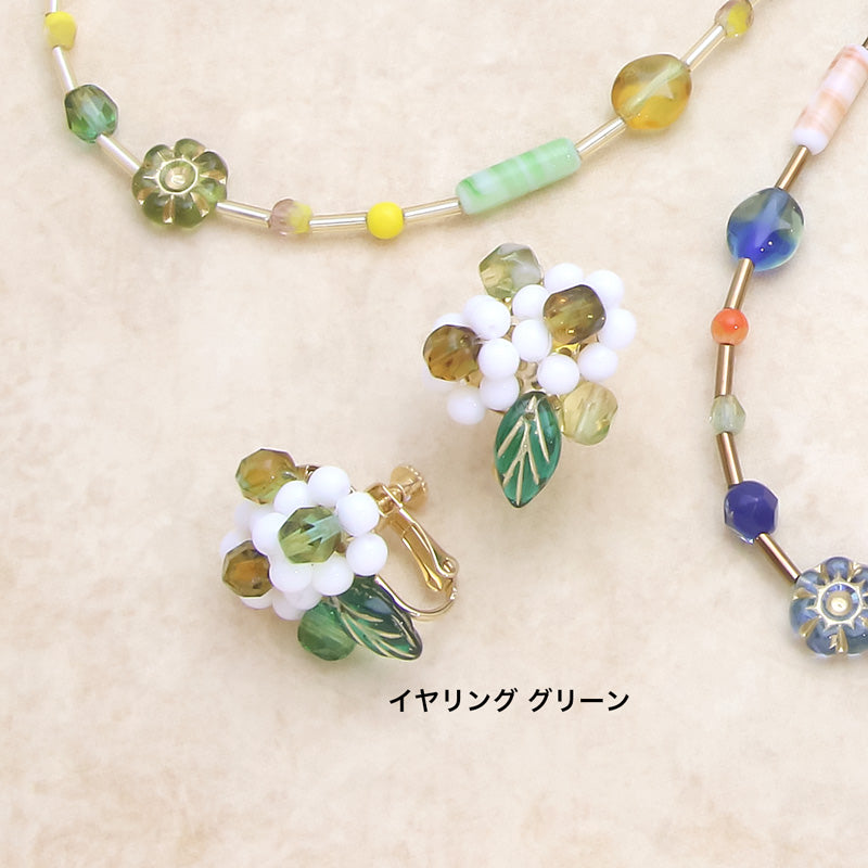 Recipe No.KR0883 Colorful flower neck and earrings made of Czech beads