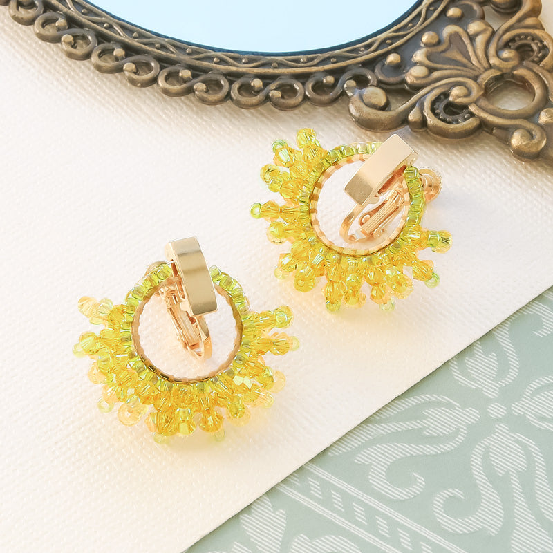 Recipe No.KR0933 Mimosa -style earrings made with bead stitch