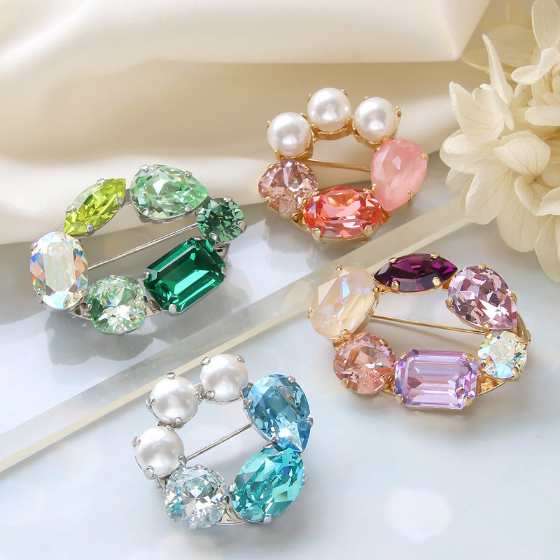 レシピNo.KR0940 貴和クリスタルのメタルリングブローチ2種