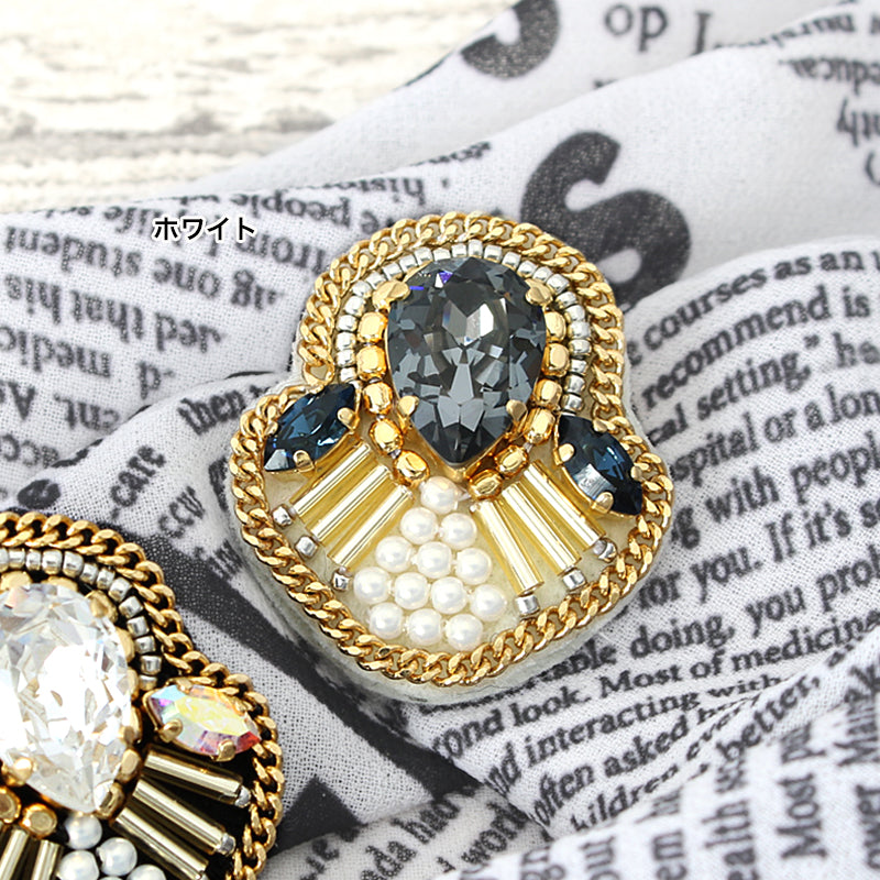 Recipe No.kr0946 Emblem -style bijoue embroidery brooch