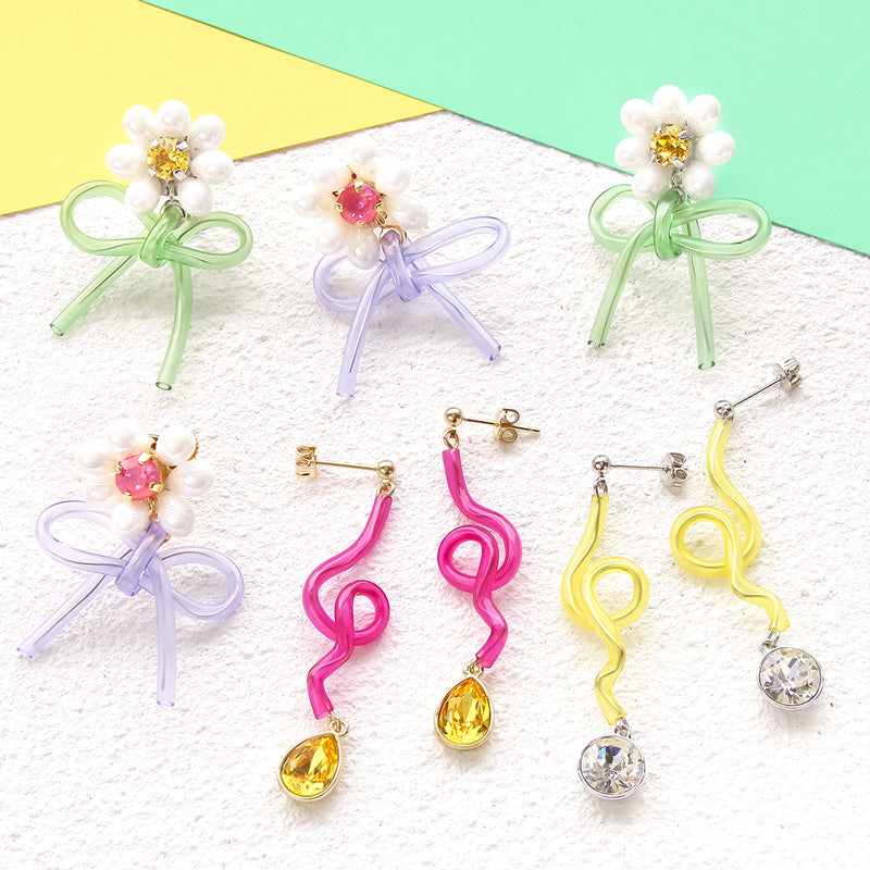 レシピNo.KR0989 PVCチューブのアレンジイヤーアクセサリー2種