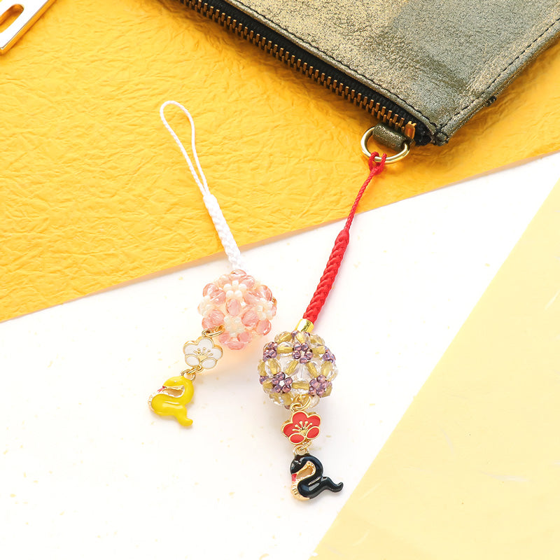 レシピNo.KR1045 干支チャーム巳と花てまりの根付紐ストラップ
