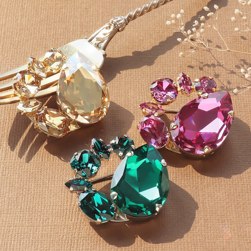 レシピNo.KR1058 貴和クリスタルのビジューアーチブローチ