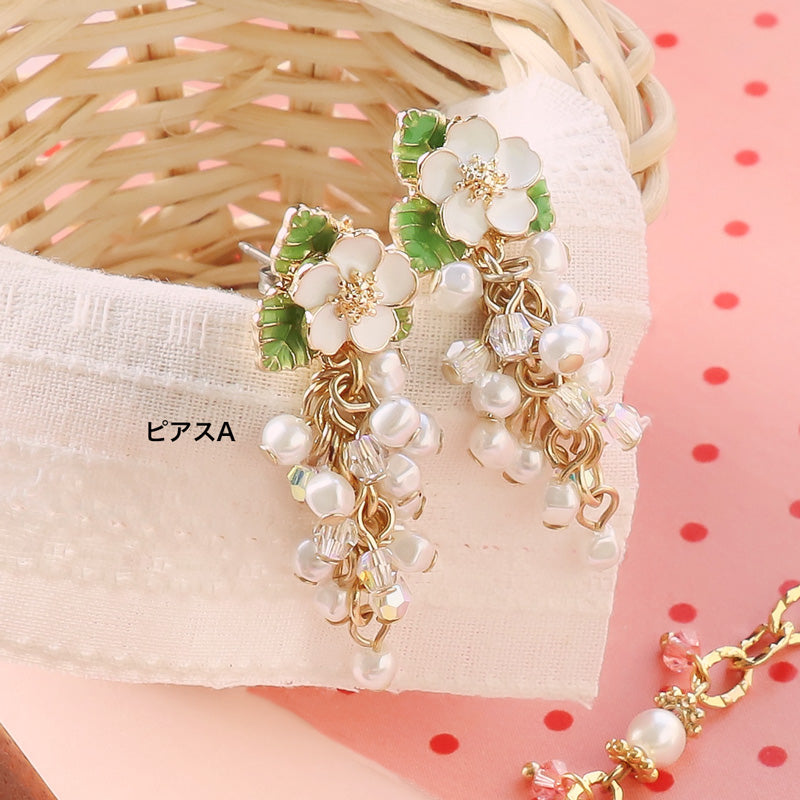 レシピNo.KR1128 ストロベリーフラワー&リーフのアクセサリー4種