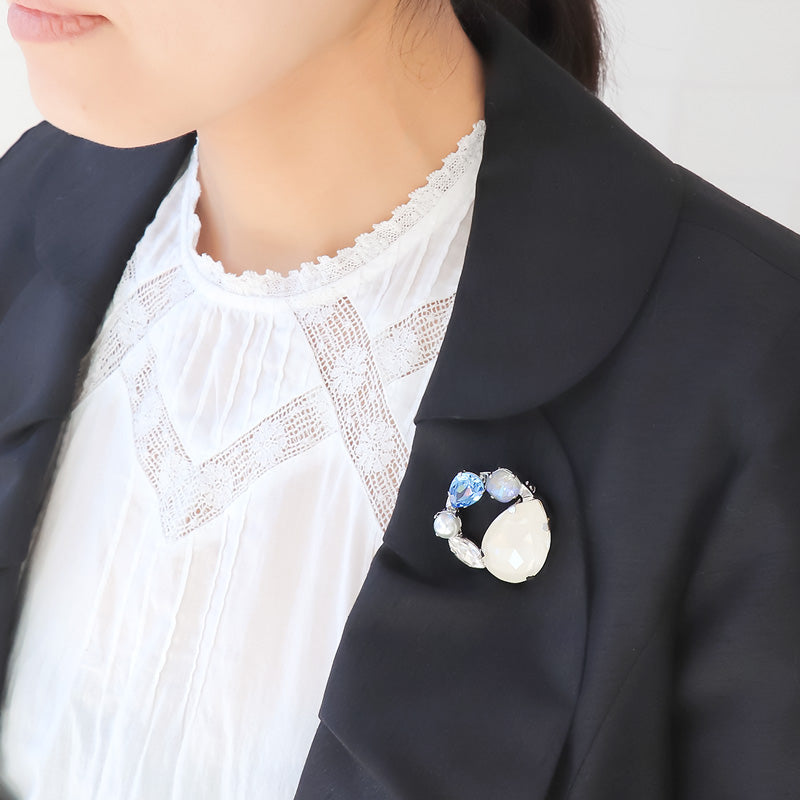 レシピNo.KR1135 貴和クリスタルのビッグビジューブローチ2種