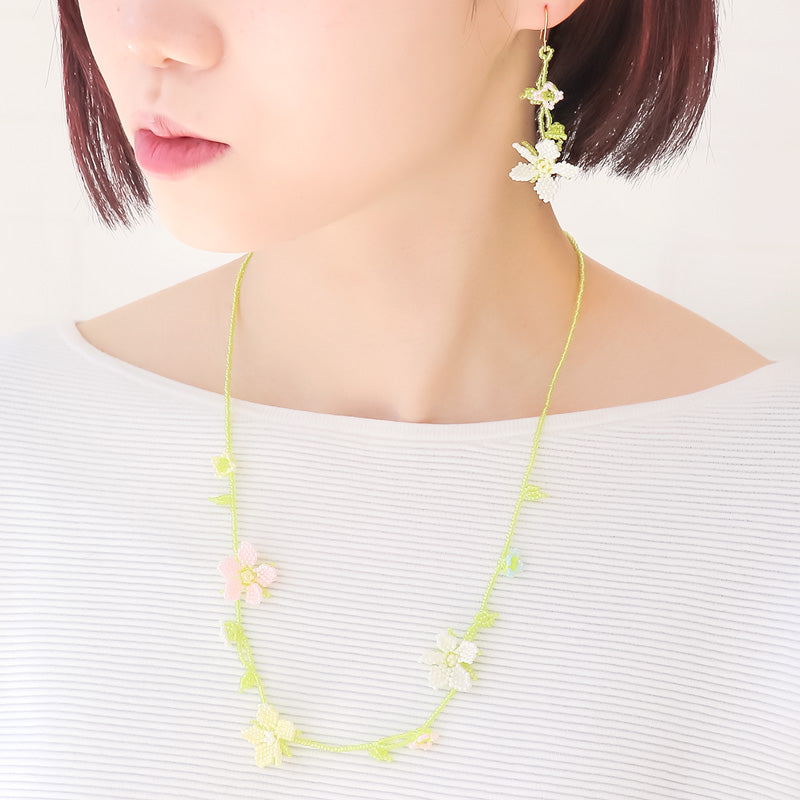 Recipe No. KR1144 Stitched Oya-style neck and earrings (No. 1482)
