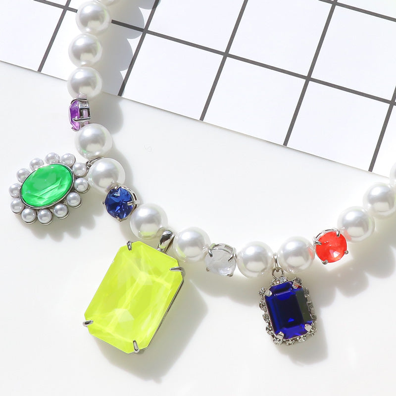Recipe No. KR1195Kiwa crystals Electric colour big rectangle necklace