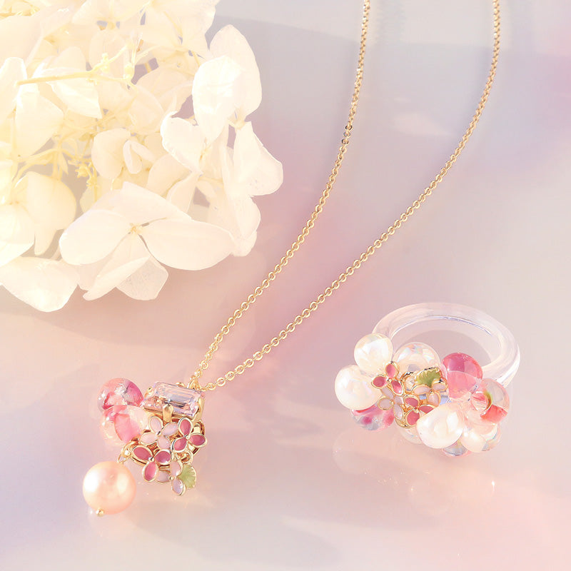 レシピNo.KR1343 チャームアナベルとティアドロップビーズのネック&リング