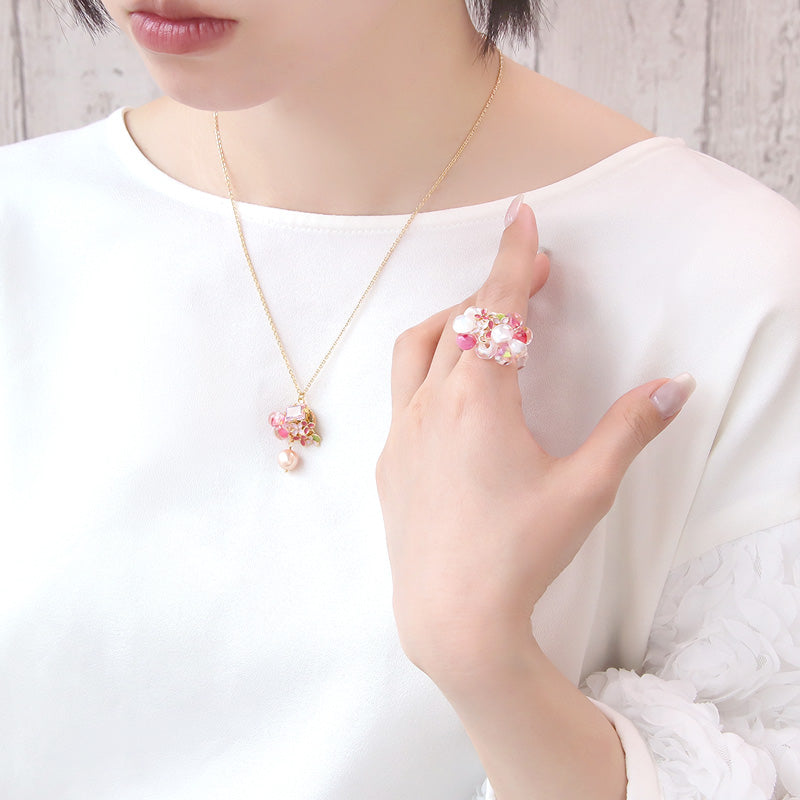 レシピNo.KR1343 チャームアナベルとティアドロップビーズのネック&リング