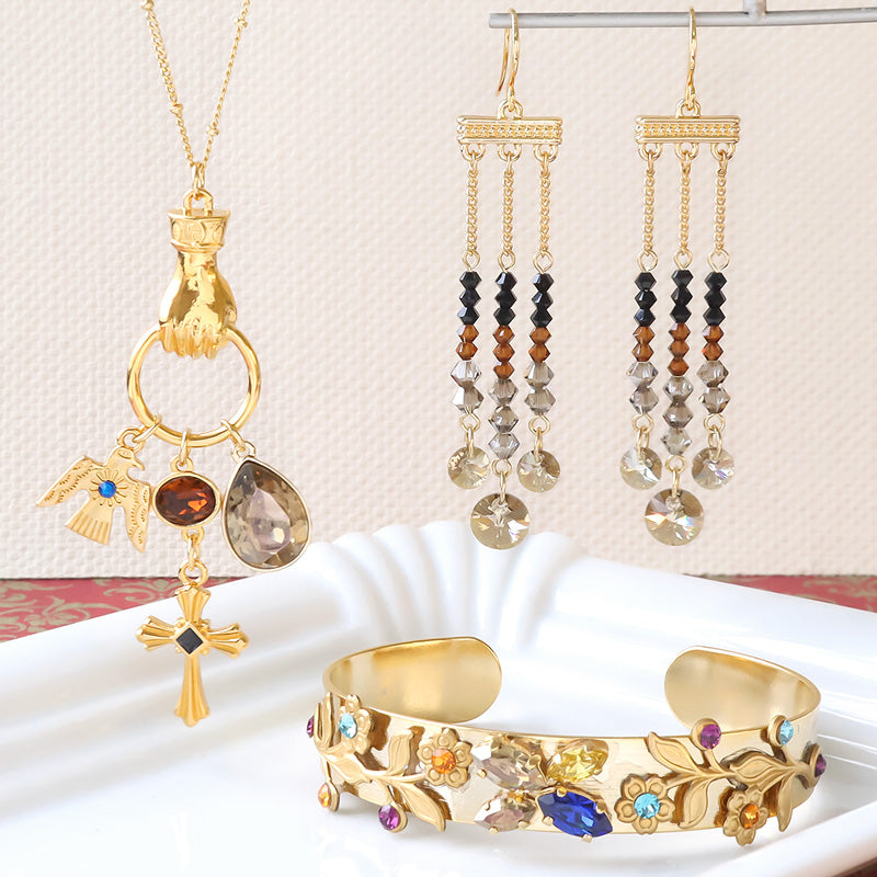 レシピNo.KR1354 貴和クリスタルのモダンエスニックアクセサリー3種