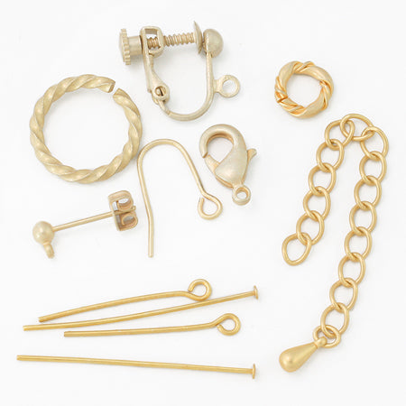 イヤリング ネジバネ玉ブラ マットゴールド