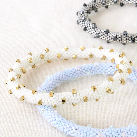 Recipe No.1485 Crystal dot crochet bangle