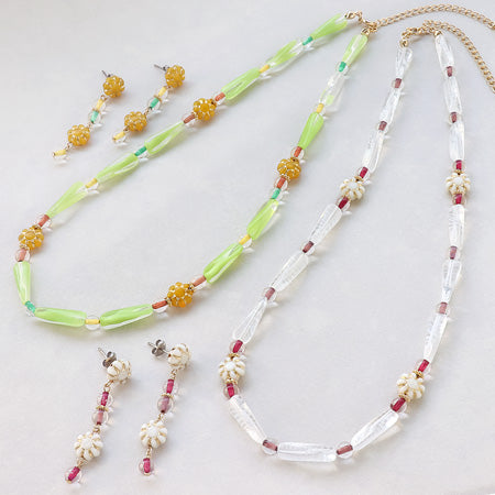 Czech Flower 2 Ivory/G