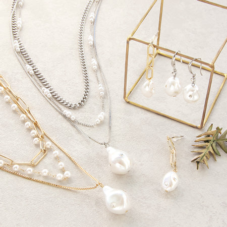 Ishitsuki Resin Baroque 3 White AB/Krystal