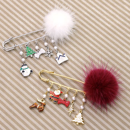 Charm Gallop Reindeer Gold