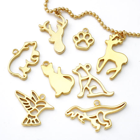 Silhouette charm cat gold