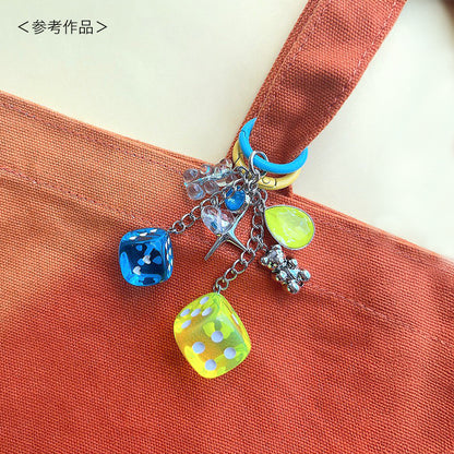 ドイツ製アクリル ダイス ハート 1カン　クリアピンク/ホワイト