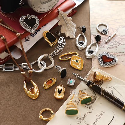 ギリシャパーツ マンテル ボタニカル　ブラック/銀古美