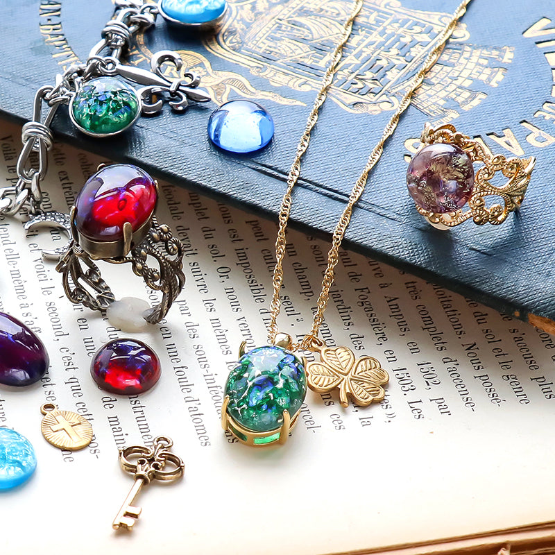 チェコ ガラスストーン ラウンドカボション　レッドドラゴンズブレス