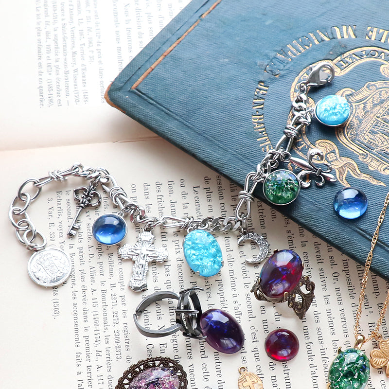 チェコ ガラスストーン オーバルカボション ライトブルーSVシャード