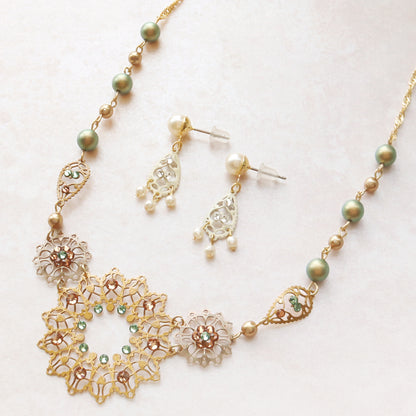 Italian filigree parts wreath wine