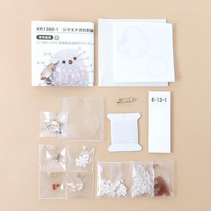 キット リスの刺繍ブローチ(KR1390)