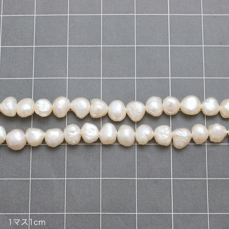 Freshwater pearl flat baroque white