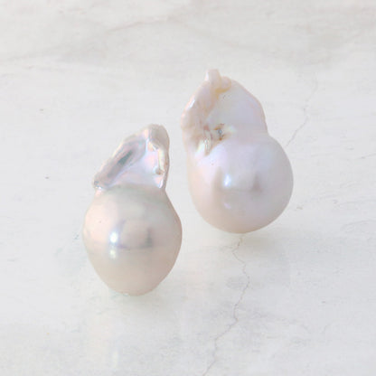 Freshwater pearl drop white