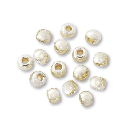 TOHO extra small beads No.558