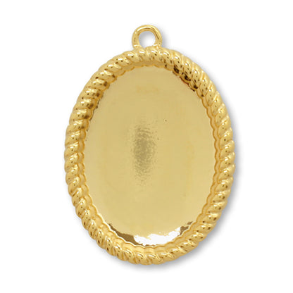 a clay pendant, pendant oval, one with gold.