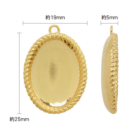 a clay pendant, pendant oval, one with gold.
