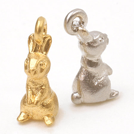 Domestic cast charm natural taste rabbit matte gold