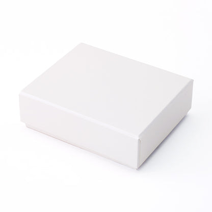 Gift Box M Pearl White
