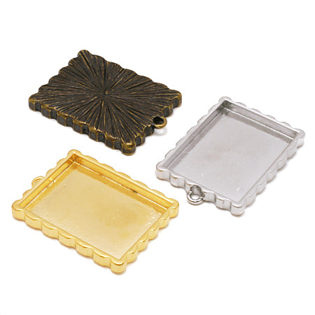 Design meal plate stamp rhodium color