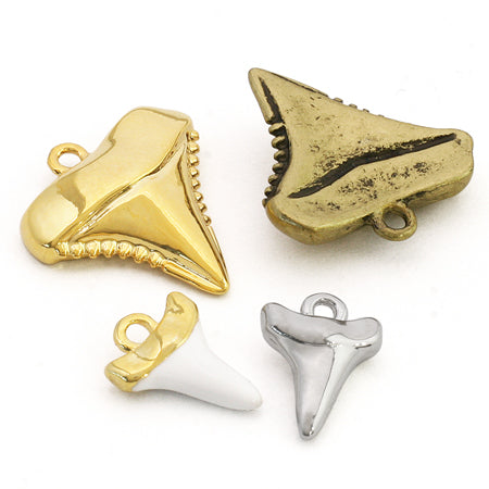 Charm Marine Shark Tooth White/G [Outlet]