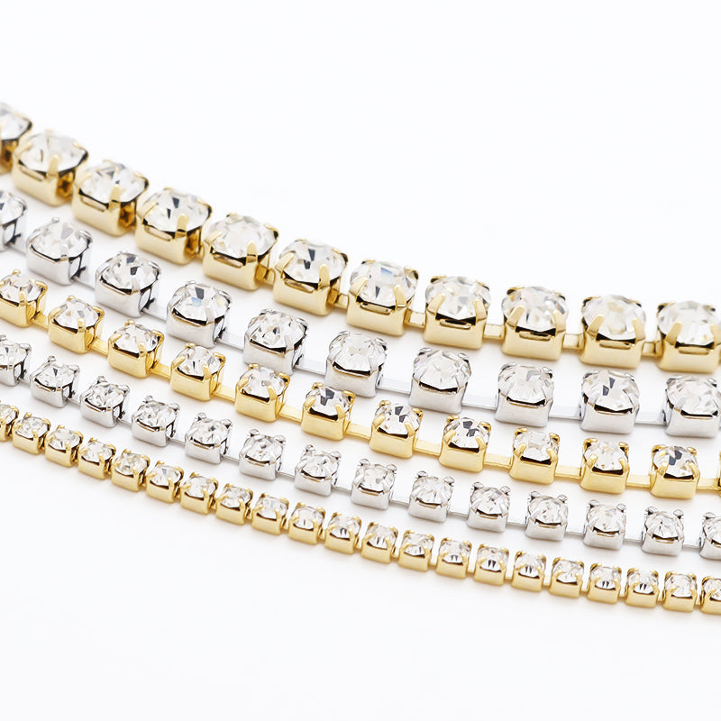 Swarovski ラインストーンチェーン（クリスタルガラス連爪、合計7.2m） Swarovski ラインストーンチェーン（クリスタルガラス連爪、合計