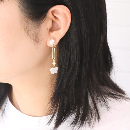 Soft fit earrings gold round ball