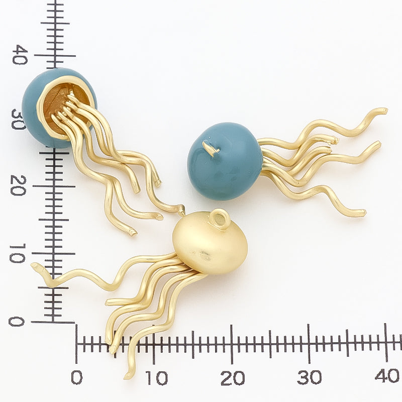 Spanish charm jellyfish mat gold