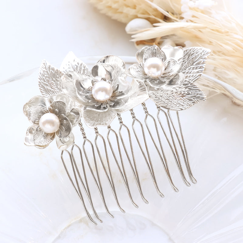 [KIWA BRIDAL] KBH-5 Flower Bouquet Hair Comb Silver