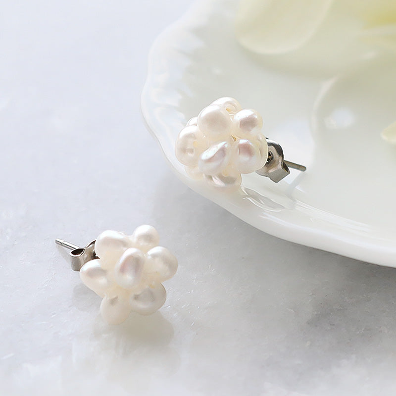 Kit: Freshwater Pearl Brush Ball Earrings, White (KR1154)