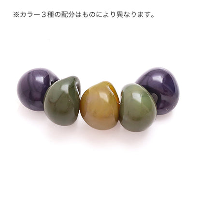 ティアドロップビーズ　オリーブ