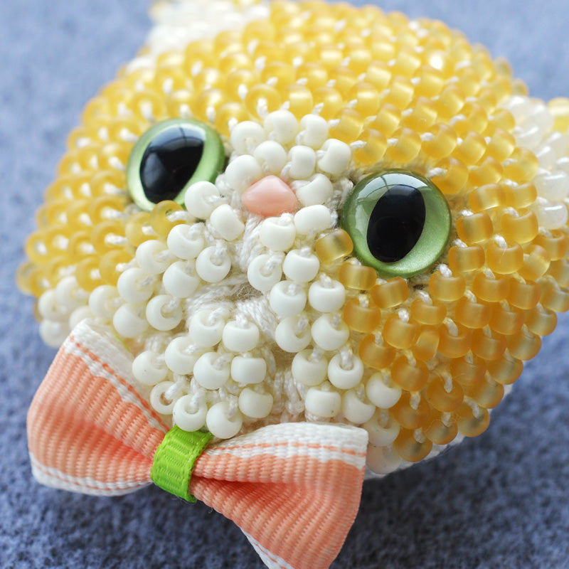 かぎ針で編むビーズ編みの猫ブローチキット(BFK-669-672)