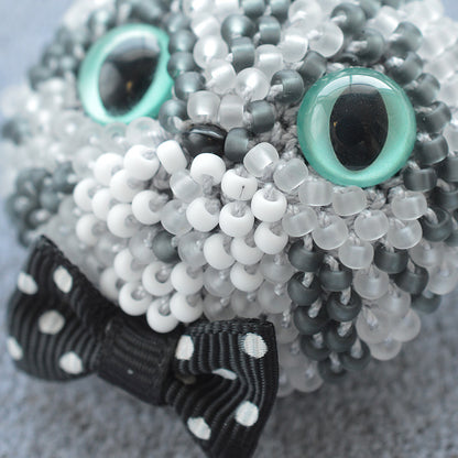 かぎ針で編むビーズ編みの猫ブローチキット(BFK-669-672)