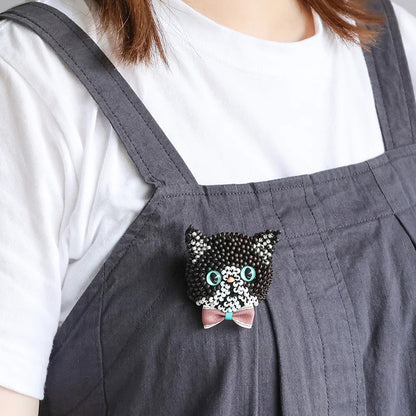 かぎ針で編むビーズ編みの猫ブローチキット(BFK-669-672)