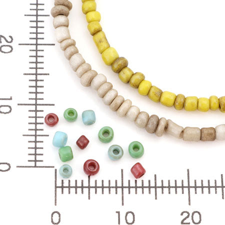 アフリカントレードビーズ シードビーズ　イエロー