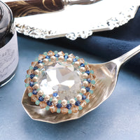 レシピNo.KR1216　貴和クリスタル＃4487のフレーミングブローチ