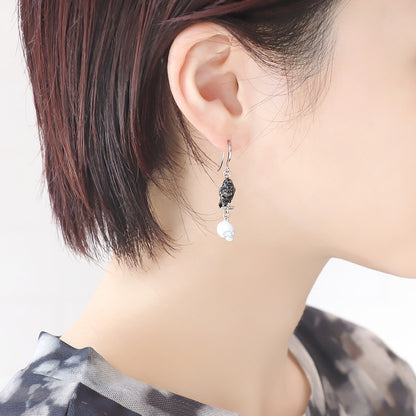 レシピNo.KR1253　ハロウィンチャームドクロのイヤーアクセサリー2種